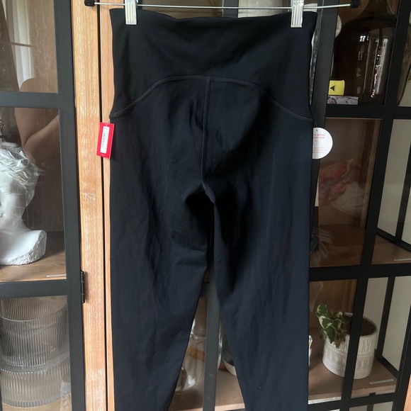 NWT SPANX booty boost 7/8 leggings high rise waisted SPANXshape very black - Picture 5 of 6